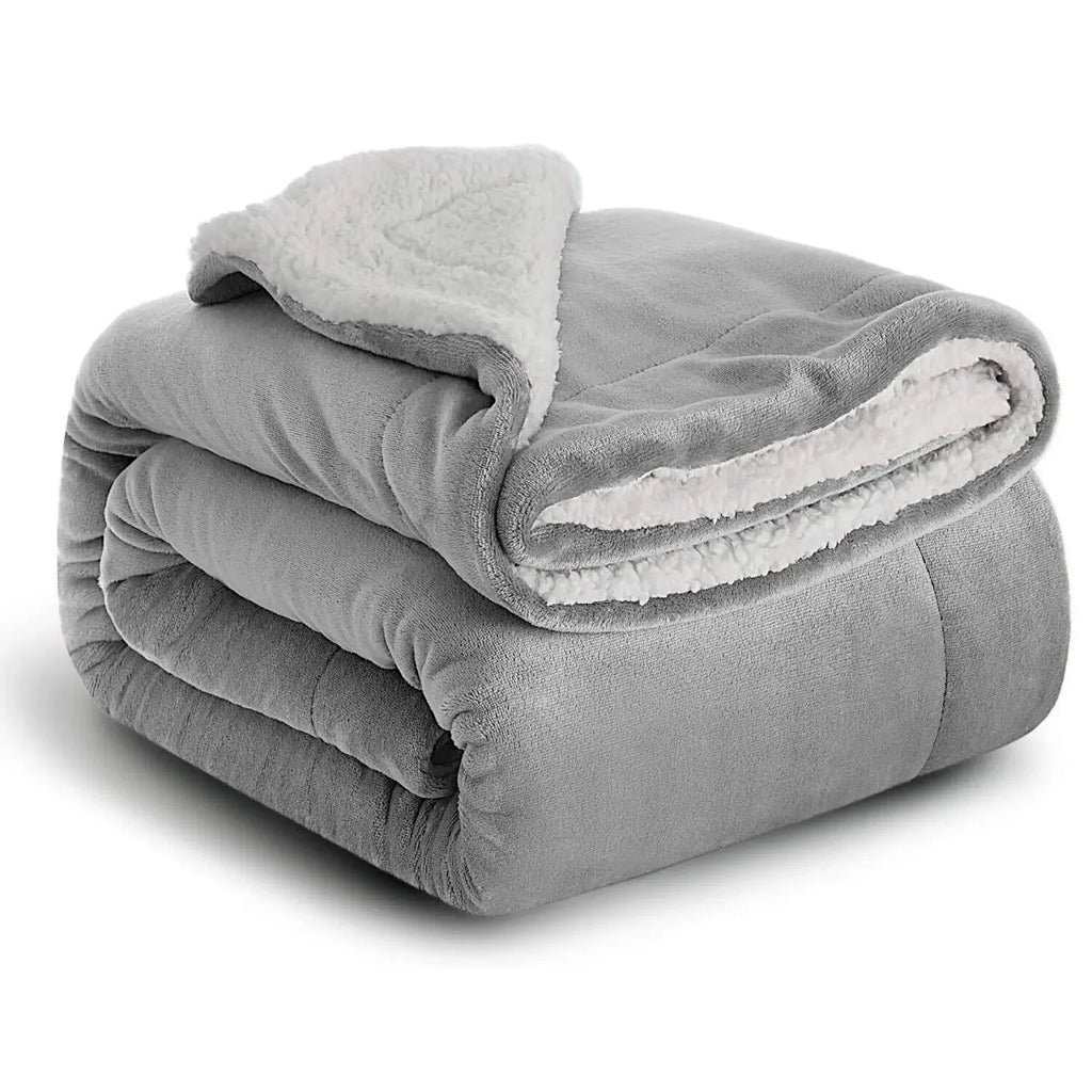 Reversible Sherpa Fleece Throw — Luxury Cinema Blanket